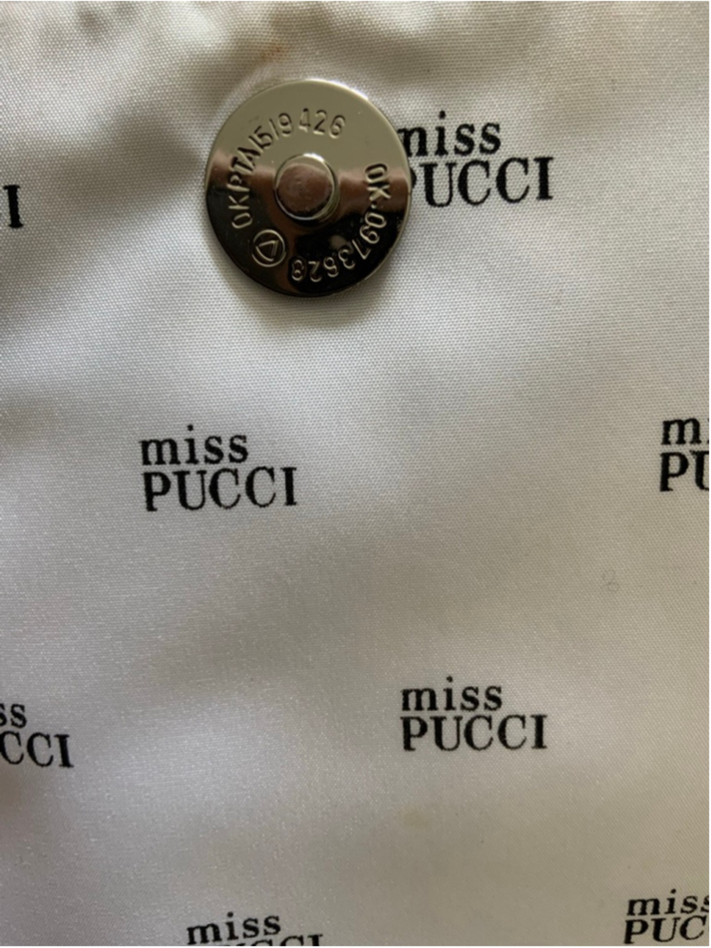 Emilio Pucci Miss Pucci Cosmetic Bag - Picture 6 of 7